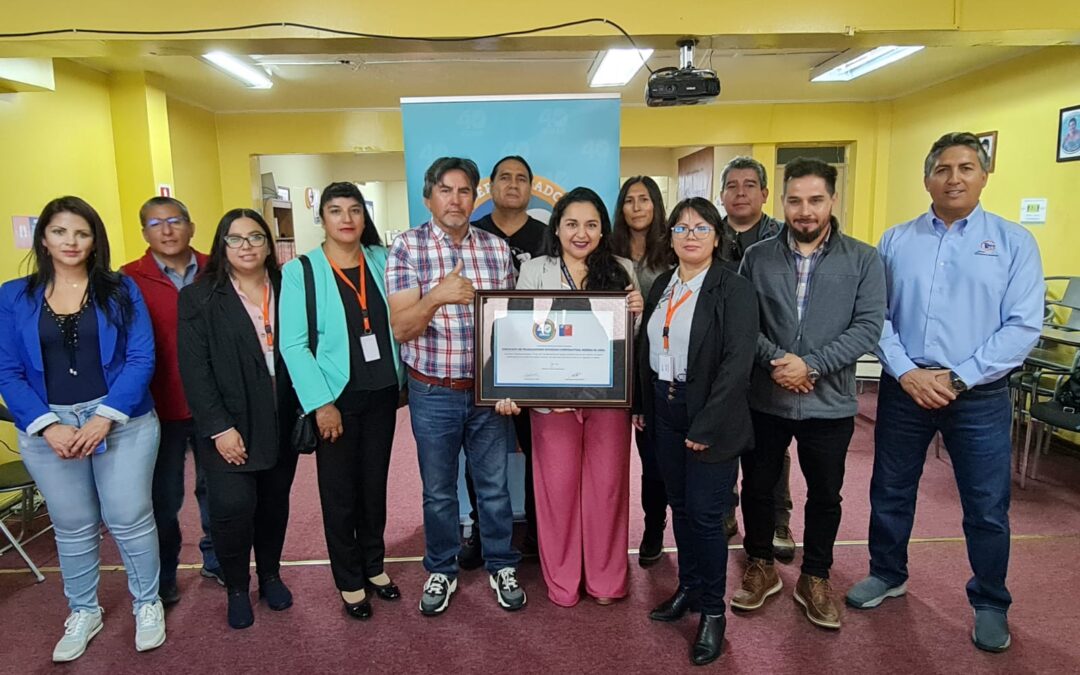 Sindicato El Abra recibió Sello 40 Horas de manos de la Seremi del Trabajo de la región de Antofagasta